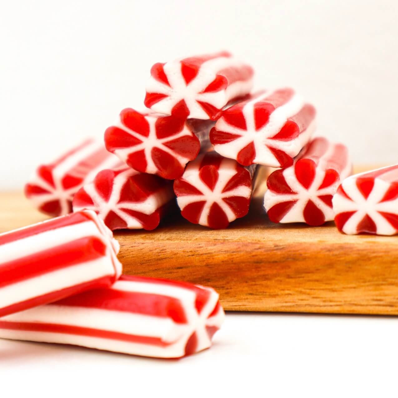 Vanilla Strawberry Twist Godis Fábrica red liquorice regaliz rojo con vanilla candy people