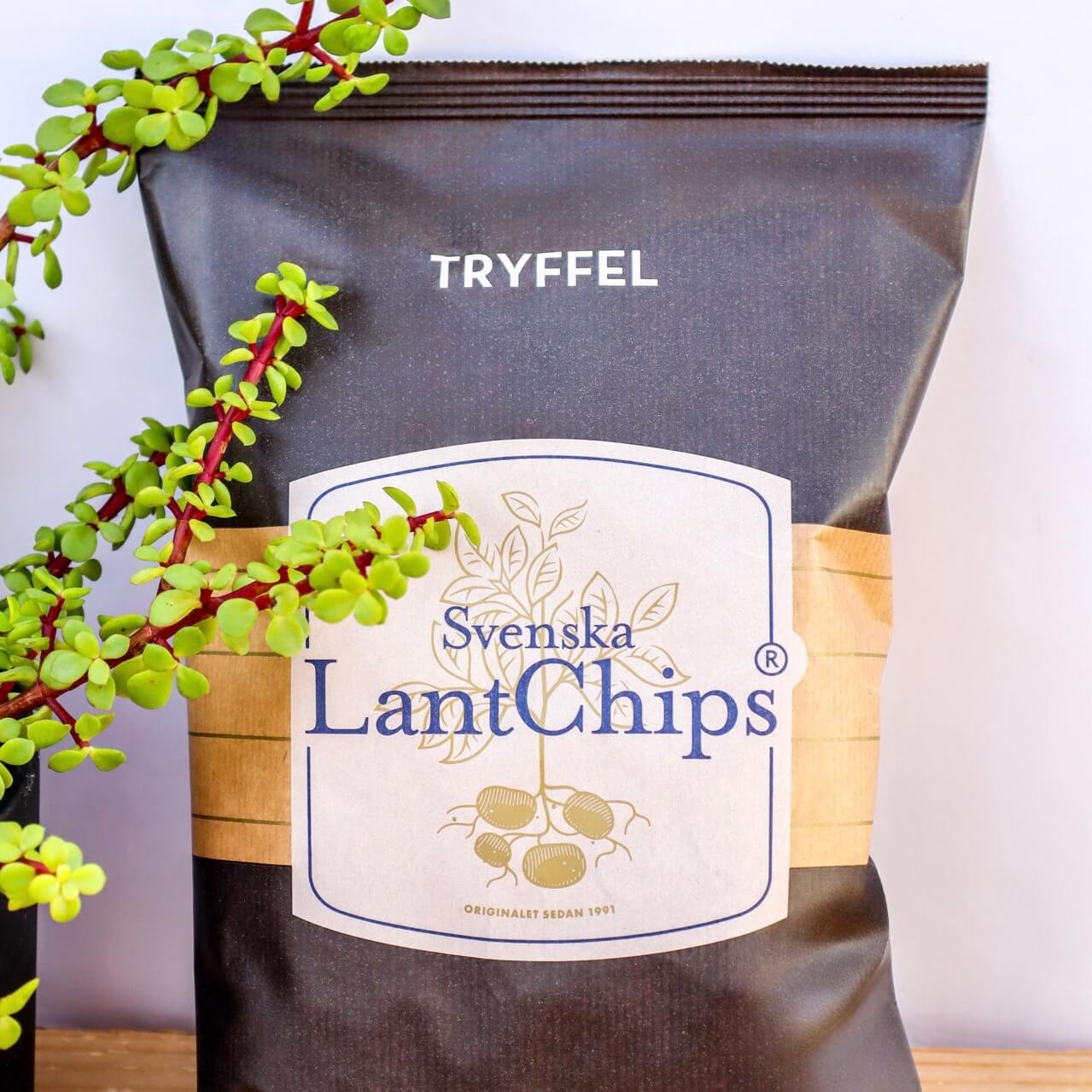 LantChips Truffle LantChips patatas fritas con trufa swedish chips tryffeli sipsit countryside chips luxury quality papas patatas lujo lujoso gourmet sipsit truffle luxurious old school ecologic natural