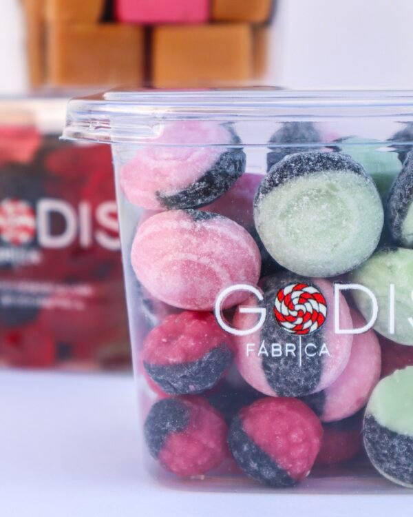 Godis Candy Cup Tarro de chuches bote golosinas candy cup plastic cup with candy can with candy tarro vaso de chuches swedish candy Finnish candy foam nube vegan candy bubs