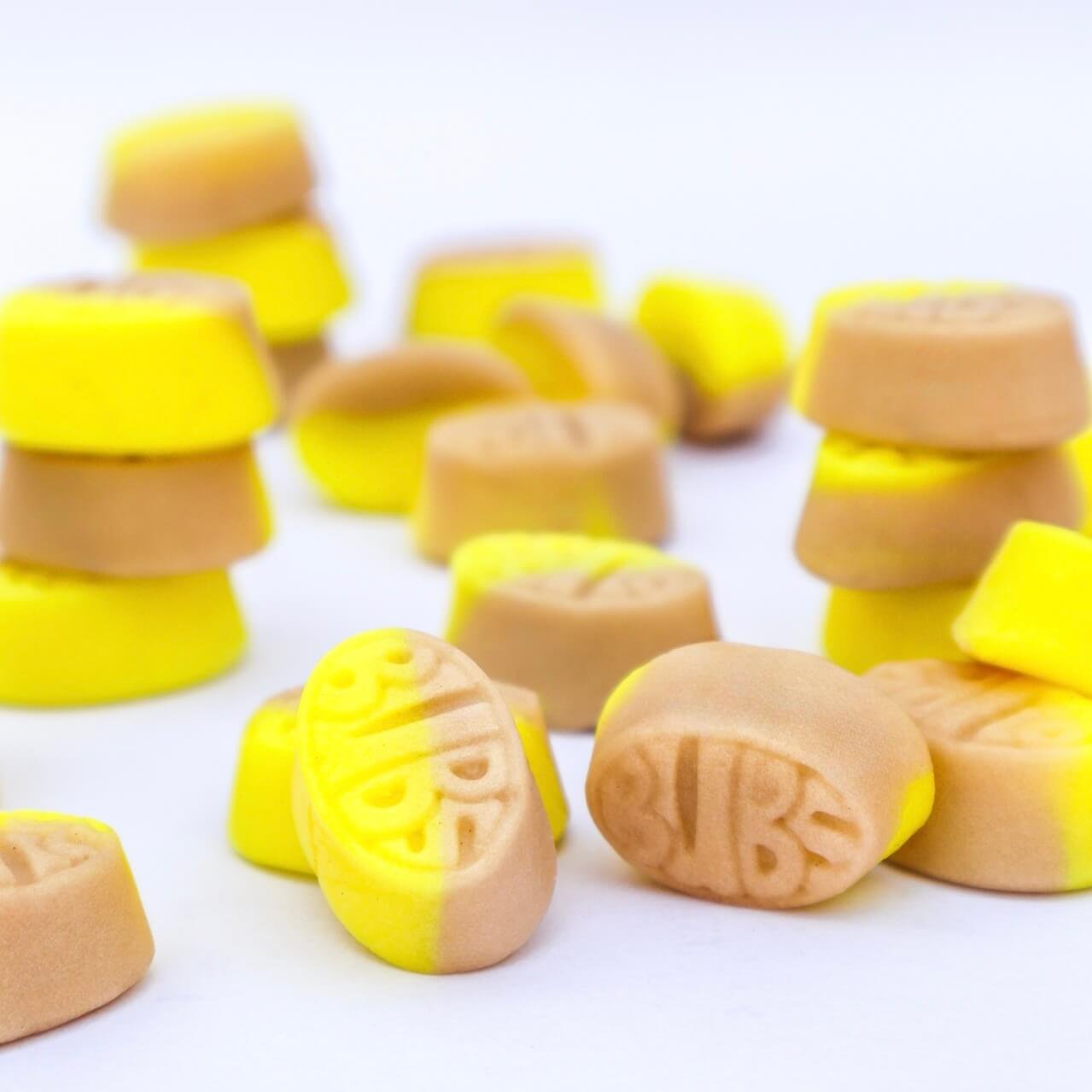 Banana Bubs Mini (Goody) Vegan candy bubs godis fabrica chuches veganas calavera grande acida vegano viral candy TikTok instagram