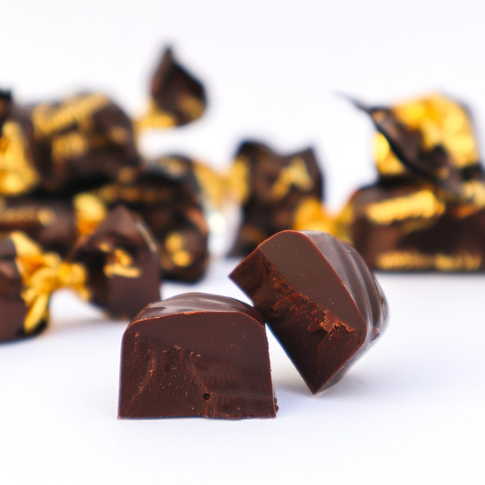 Dark Chocolate Fazer 70% chocolate negro godis fabrica suomi suklaa tummy luxury lujo navidad