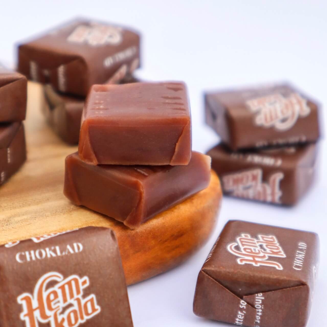 Hemkola Chocolate Toffee kola toffee with chocolate taste sabor a chocolate hem-kola suklaa choklad swedish candy original