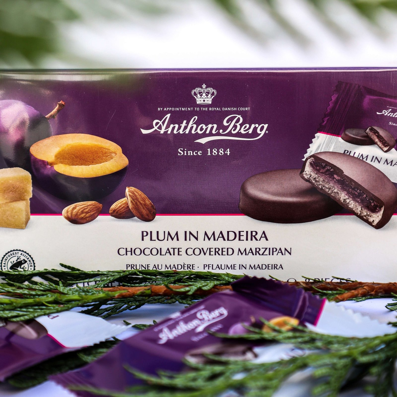 Plum Madeira Marzipan Box Anthon Berg Plum in Madeira navidad cookie wine vine circuela adult sweet christmas natal luxury chocolate candy famous best marzipan lujo