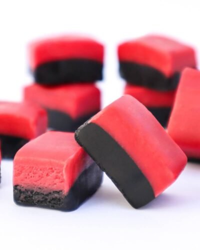 Raspberry Liquorice Fudge kolafabriken toffee caramelo de regaliz sabor a regaliz masticable suave black fudge frambuesa pink rosa