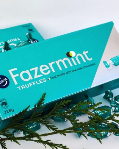 Fazermint Truffle Box Fazer chocolate Finnish chocolate christmas praline navidad dulces de navidenos wrapped konvehti
