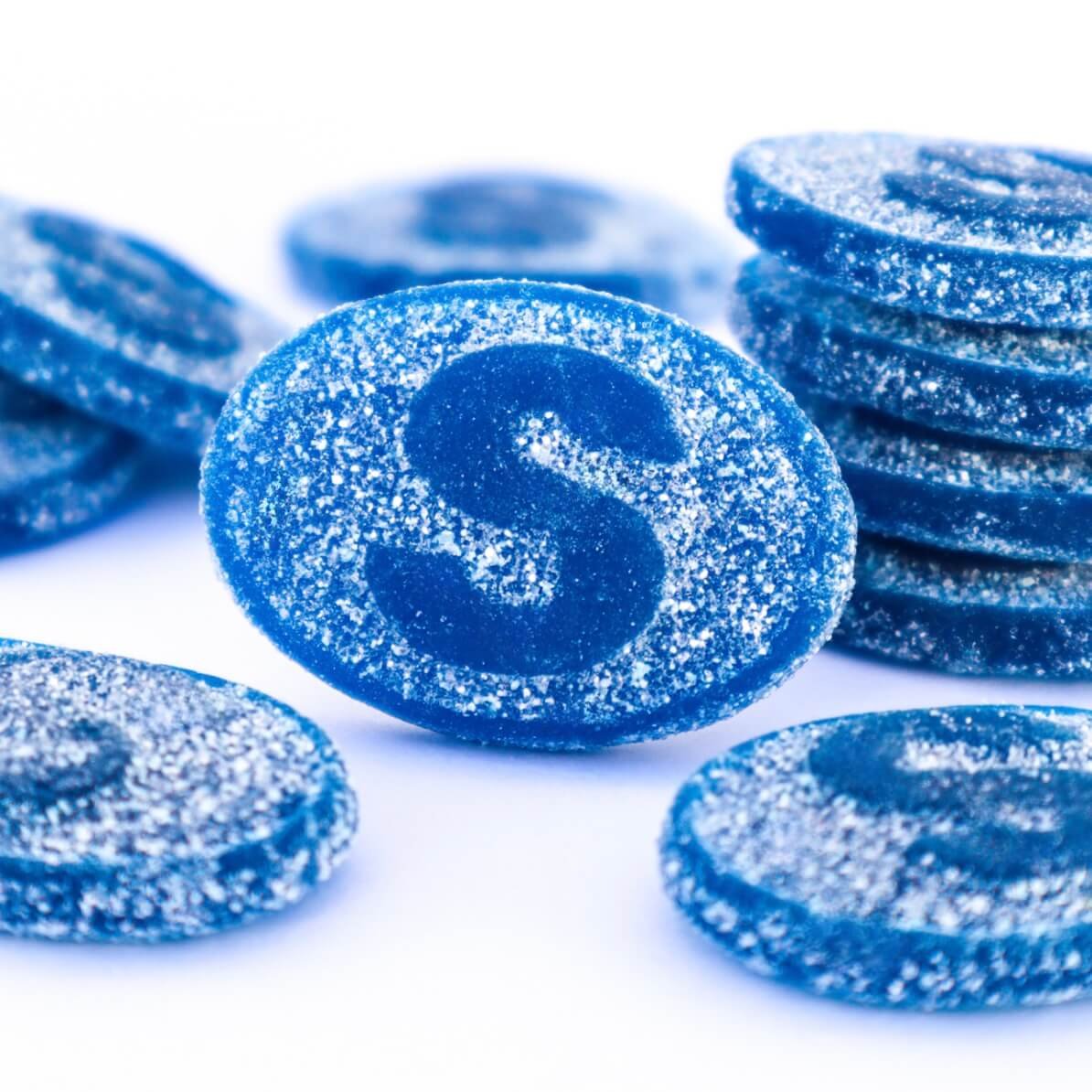 Super Tag Blue Raspberry baya berry candy people chuches de frambuesa fizzy sour swedish candy frutal chuches acidas doces portugal kirpeä Madrid Lisboa Barcelona Vegan candy chuches veganas