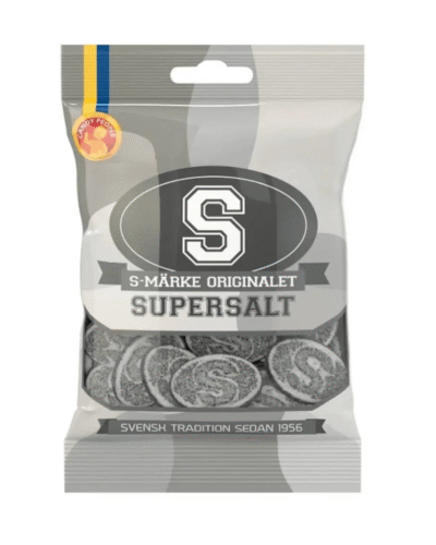 Super Tag Salty Bag s-märke candy people swedish candy regaliz salado salty liquorice licorice salmiakki lakritsi suolainen salty candy swedish candy
