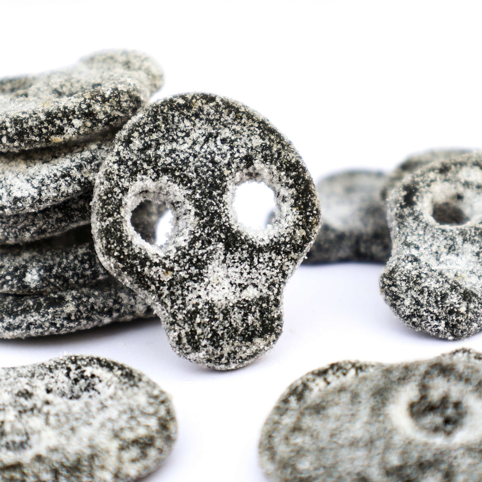 Salty Skulls calavera salado muy salado very salty liquorice regaliz salado grahns skull candy halloween