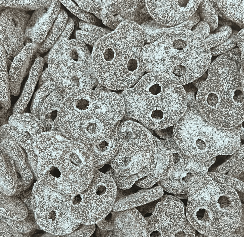 Salty Skulls calavera salado muy salado very salty liquorice regaliz salado grahns skull candy halloween